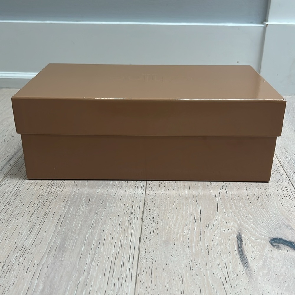 Chloé Tan Box - Picture 3 of 5